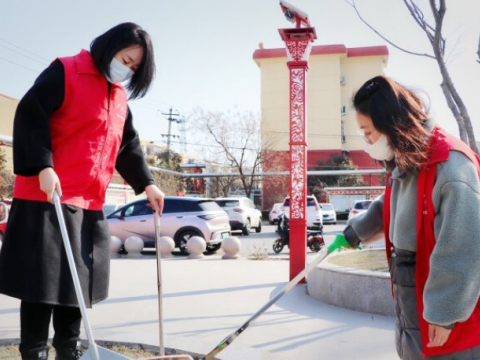 走街串巷的“創(chuàng)文紅”用雙手扮靚了這座城